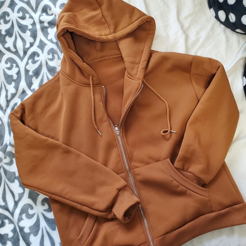 Cozy Gingerbread colored bomber jacket style hoodie with zip up and pockets M